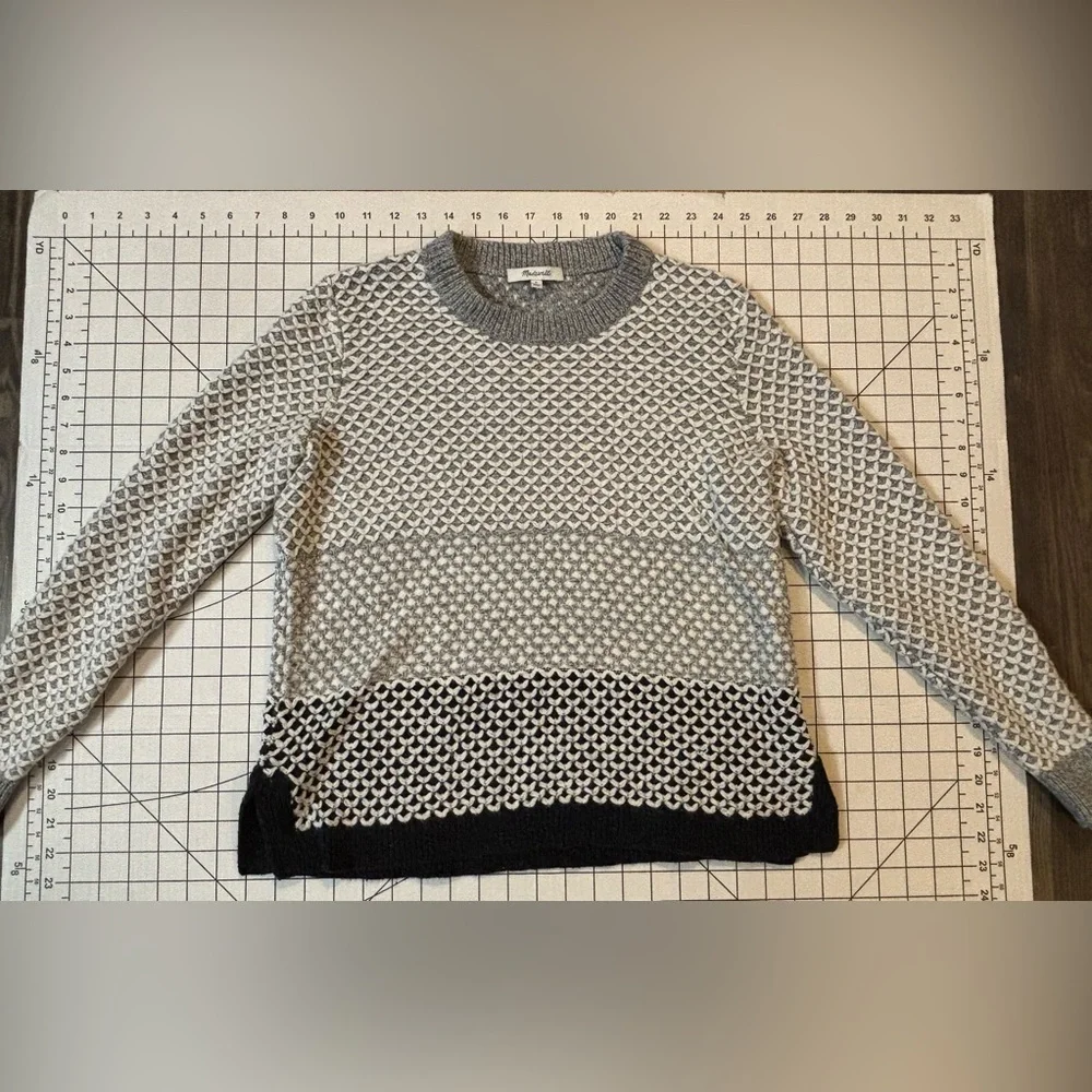 Madewell Women’s Size Medium Geo-Block Pullover Sweater - Picture 3 of 7
